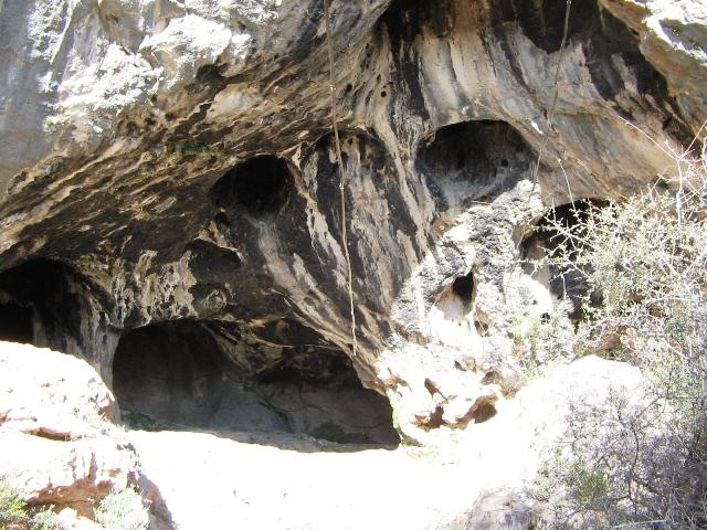 doğa güzelliği ile karain mağarası